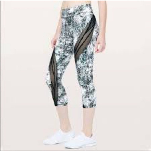 Lululemon Never Still Crop 21” Wildwood Multi Nocturnal Teal Blue Mesh size 6 - Picture 2 of 11